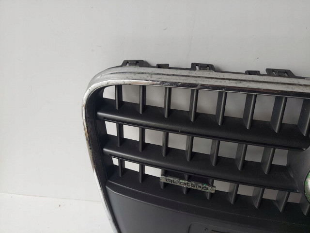 AUDI Q7 4L GRILL Решетка ZDERZAKA 4L0853651           