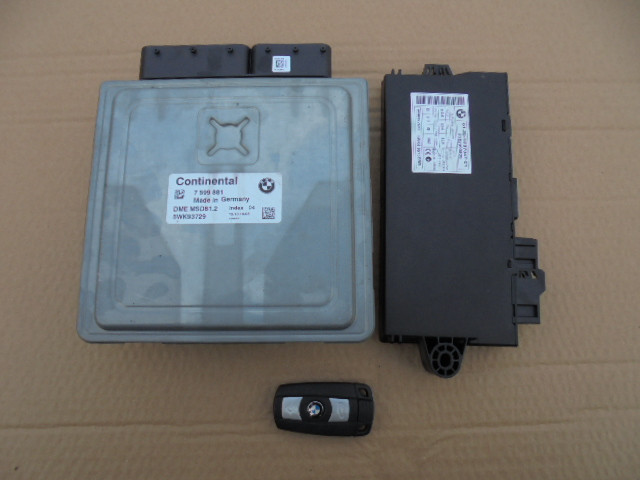 Блок управления двигателем bmw e81 e87 118i 120i n43 7599881      