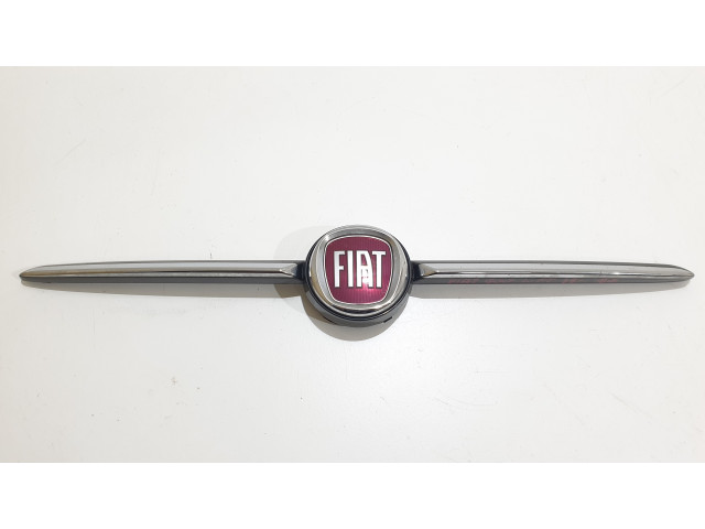 Решетка GRILL EMBLEMAT FIAT 500 14- 735637413           