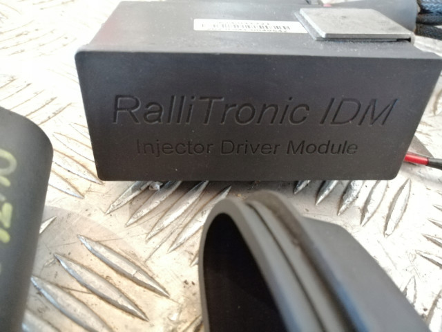 Ralliart rallitronic idm chip mitsubishi outlander      