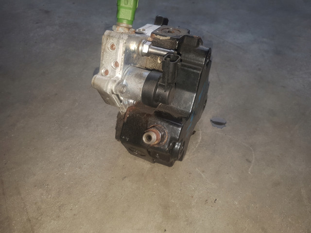 Vstřikovací čerpadlo  30756125  Volvo       Diesel