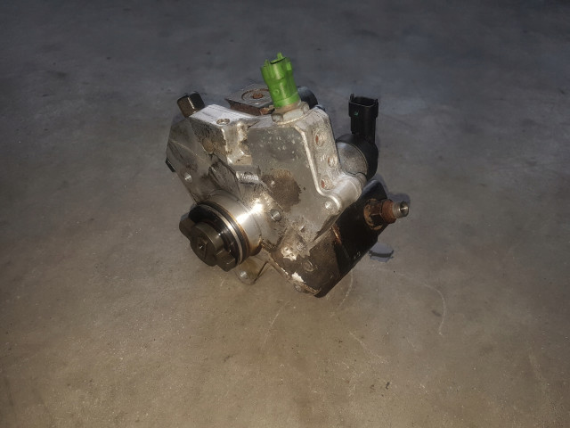 Vstřikovací čerpadlo  30756125  Volvo       Diesel