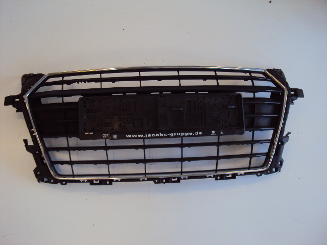 GRILL Решетка AUDI TT S-LINE 2014-      8S0853651 8S0853651    