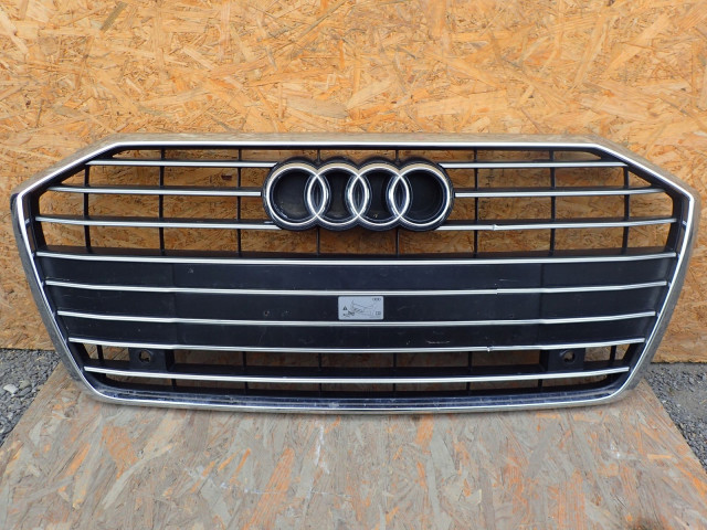 Решетка радиатора GRILL AUDI A6 C8 4K S LINE 4K0853651B           