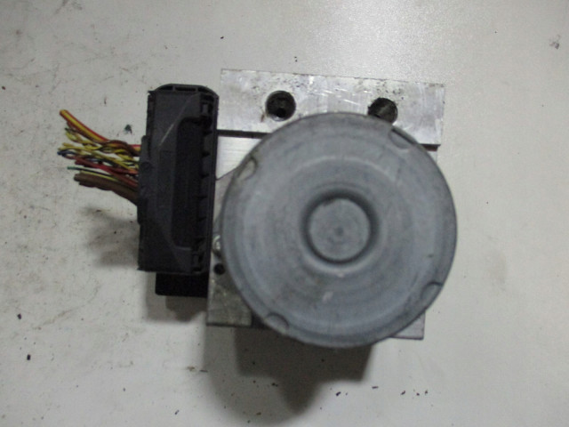 Hlavní brzdový válec Abs Bmw X1 E84 E90 6851312 6768550  6851312,   Inny (12)  