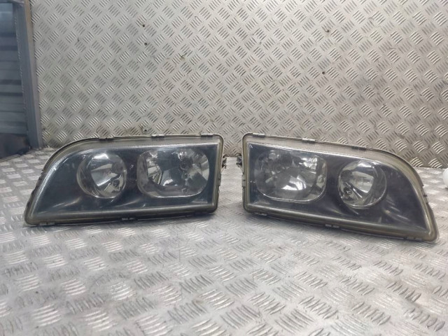 Lampy   kierunkowskazy volvo s40 v40 i  левая + правая 