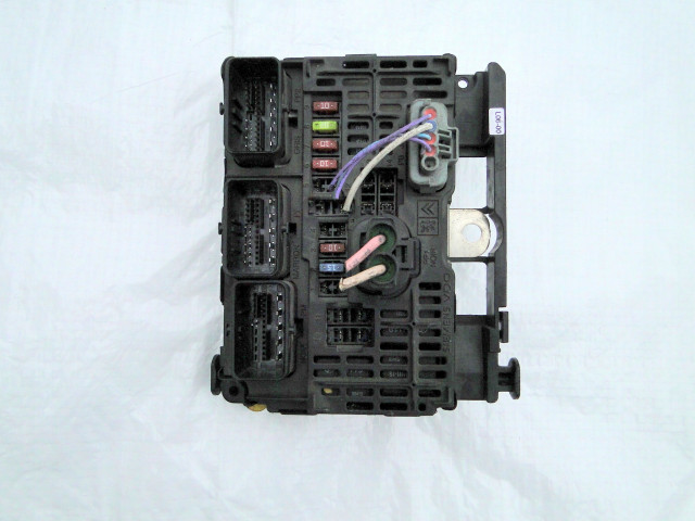 Pojistková skříňka  BSM-L06  C4 C5  407 S118983006J  9656086580,   Citroen   