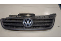 Решетка радиатора  Volkswagen Touran 2003-2006          
