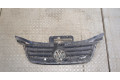 Решетка радиатора  Volkswagen Touran 2003-2006          1.9 