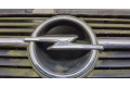 Решетка радиатора  Opel Omega B 1994-2003          
