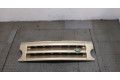 Решетка радиатора  Land Rover Discovery 3 2004-2009            2.7 dhb000274xxx