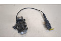 Замок капота  Lincoln Navigator 2002-2006     