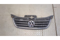 Решетка радиатора  Volkswagen Touran 2003-2006          