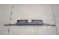 Решетка радиатора  Volkswagen Golf 3 1991-1997          1H6853653C