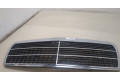 Решетка радиатора  Mercedes E W210 1995-2002          A2105030101