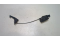 Замок капота  Toyota Tundra 2000-2006     