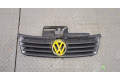 Решетка радиатора  Volkswagen Polo 2001-2005          6Q0853651C