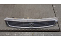 Решетка радиатора  Mazda 626 1992-1997          