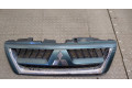 Решетка радиатора  Mitsubishi Pajero / Montero 2000-2006          MN117713