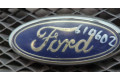 Решетка радиатора  Ford Focus 2 2005-2008          1508154, 4M518200AK