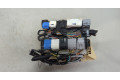 Блок предохранителей  Toyota Venza 2020-      8273048050   