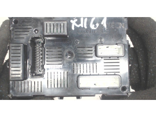 Блок комфорта  Renault Clio 2005-2009      8200652286   