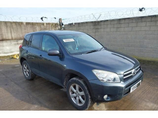 Стойка амортизатора  Toyota RAV 4 2006-2013        бензин