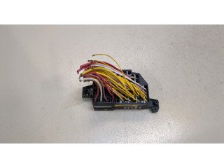 Блок предохранителей  Volkswagen Polo 1999-2001      7703297597   