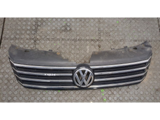 Решетка радиатора  Volkswagen Passat 7 2010-2015 Европа            1.6 