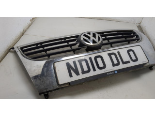 Решетка радиатора  Volkswagen Touran 2006-2010          1T0853651AG
