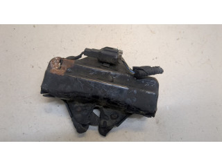 Замок капота  Toyota Sequoia 2008-     