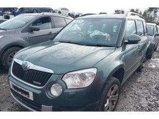 Фара передняя  Skoda Yeti 2009-2014 левая 