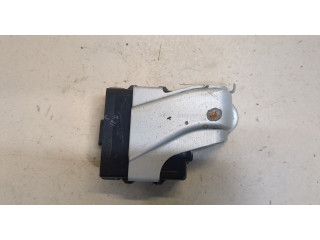 Блок комфорта  Pontiac Vibe 1 2002-2008      8976902030  