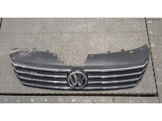 Решетка радиатора  Volkswagen Passat 7 2010-2015 Европа          3AA853651, 1T0853601E