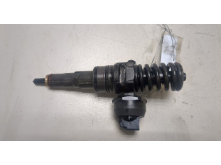 Форсунка топливная  Volkswagen Touareg 2002-2007    070130073N     