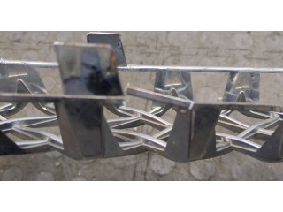 Решетка радиатора  Chevrolet Tahoe 2006-2014          22830012