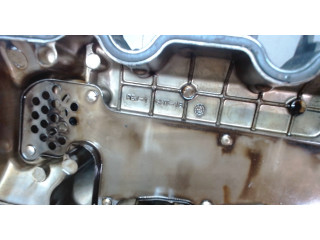 Клапанная крышка двигателя ДВС  Honda Jazz 2002-2008 1.2     