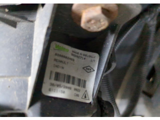 Решетка радиатора  Renault Clio 2005-2009          