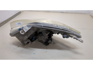 Фара передняя  Toyota Corolla Verso 2002-2004 правая 
