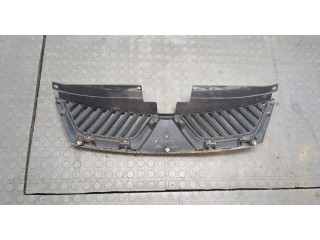 Решетка радиатора  Mitsubishi Outlander XL 2006-2012          7450A037HA