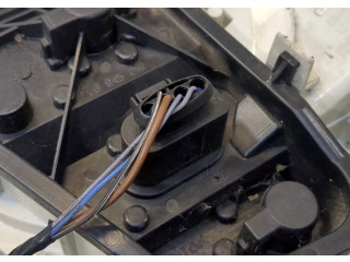 Задний фонарь     7L6945095P   Volkswagen Touareg 2002-2007 