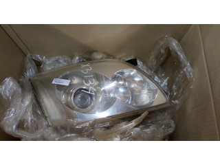 Фара передняя  Toyota Avensis 2 2003-2008 правая 