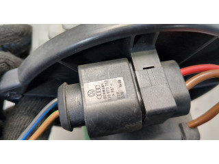 Моторчик печки  Audi A6 (C5) Allroad 2000-2006 4B2820021C    4B2820021C   