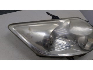 Фара передняя  Toyota Auris E15 2006-2012 правая 