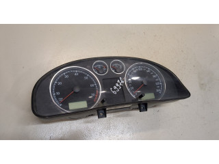Панель приборов  Volkswagen Passat 5 2000-2005              Бензин