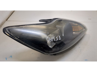 Фара передняя  Ford Focus 2 2008-2011 правая 