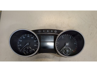 Панель приборов  Mercedes GL X164 2006-2012            