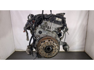 Клапанная крышка двигателя ДВС  BMW 3 E90, E91, E92, E93 2005-2012      
