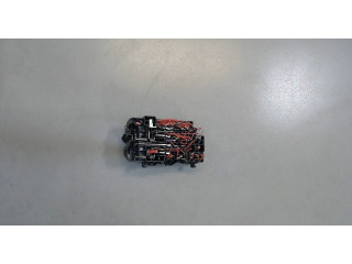 Блок предохранителей  Renault Megane 3 2009-2016      1801301c   3  1.6