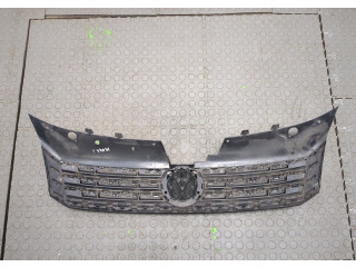 Решетка радиатора  Volkswagen Passat 7 2010-2015 Европа          